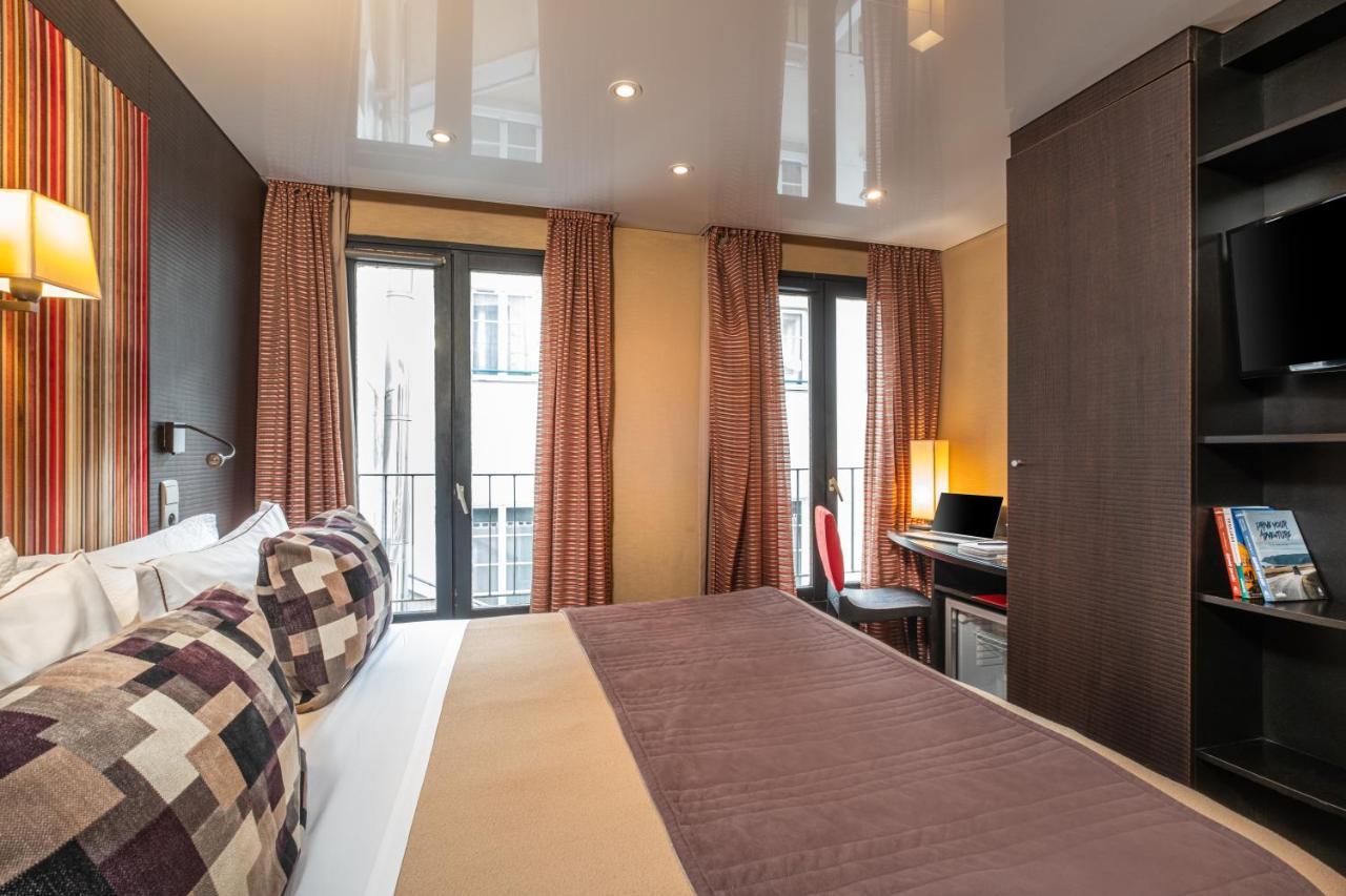 Hotel Du Vieux Saule Paris Bagian luar foto